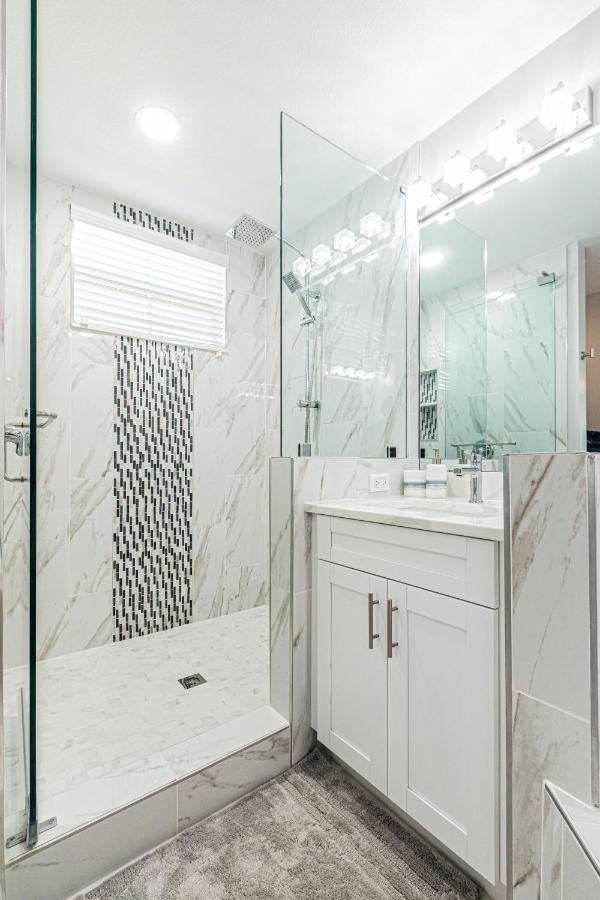 Greenlinks At Lely Luxury White Orchid Fully Renovated Modern 1St Floor 3Bdr Golf Resort Villa Naples Zewnętrze zdjęcie