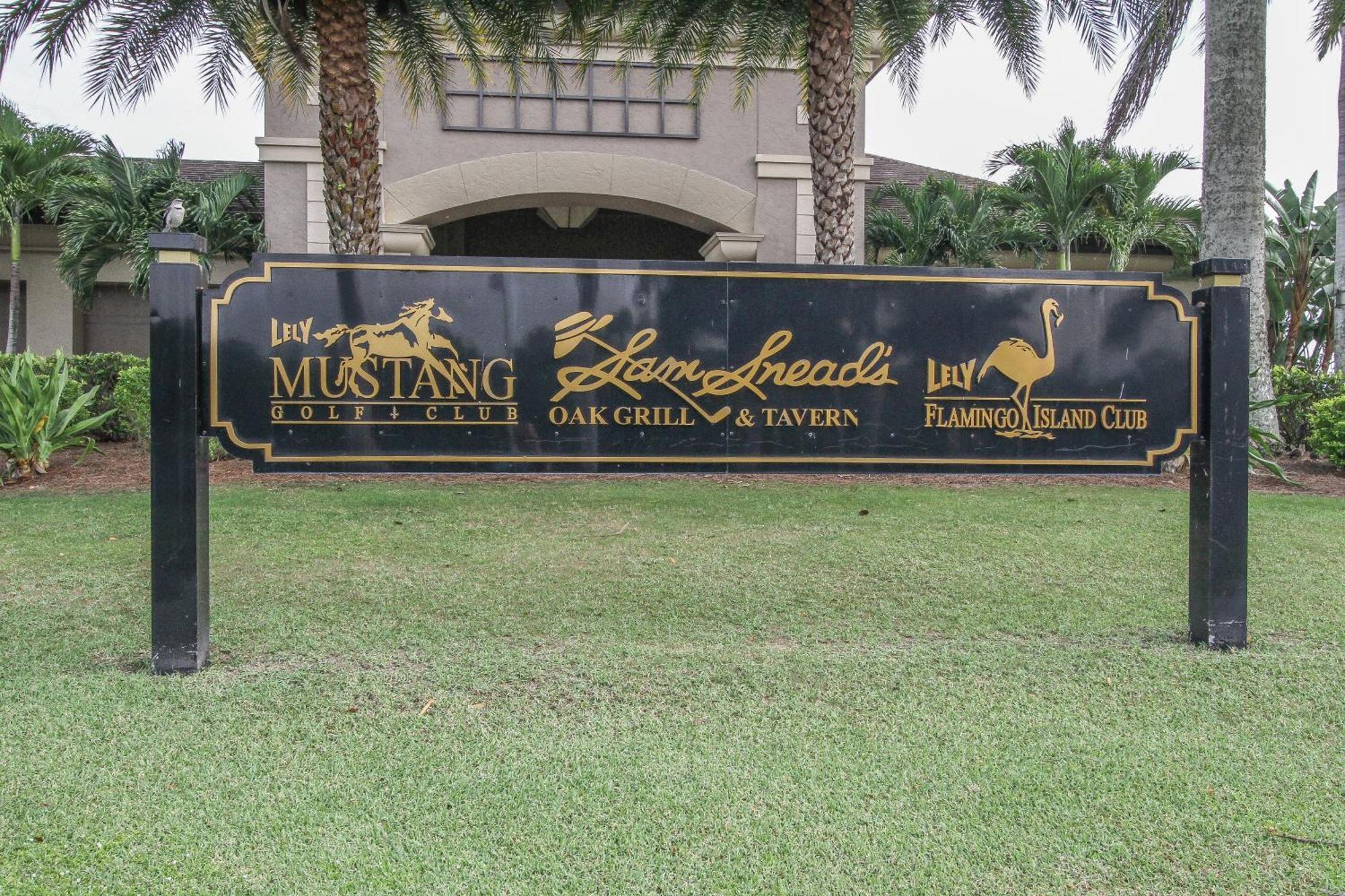 Greenlinks At Lely Luxury White Orchid Fully Renovated Modern 1St Floor 3Bdr Golf Resort Villa Naples Zewnętrze zdjęcie