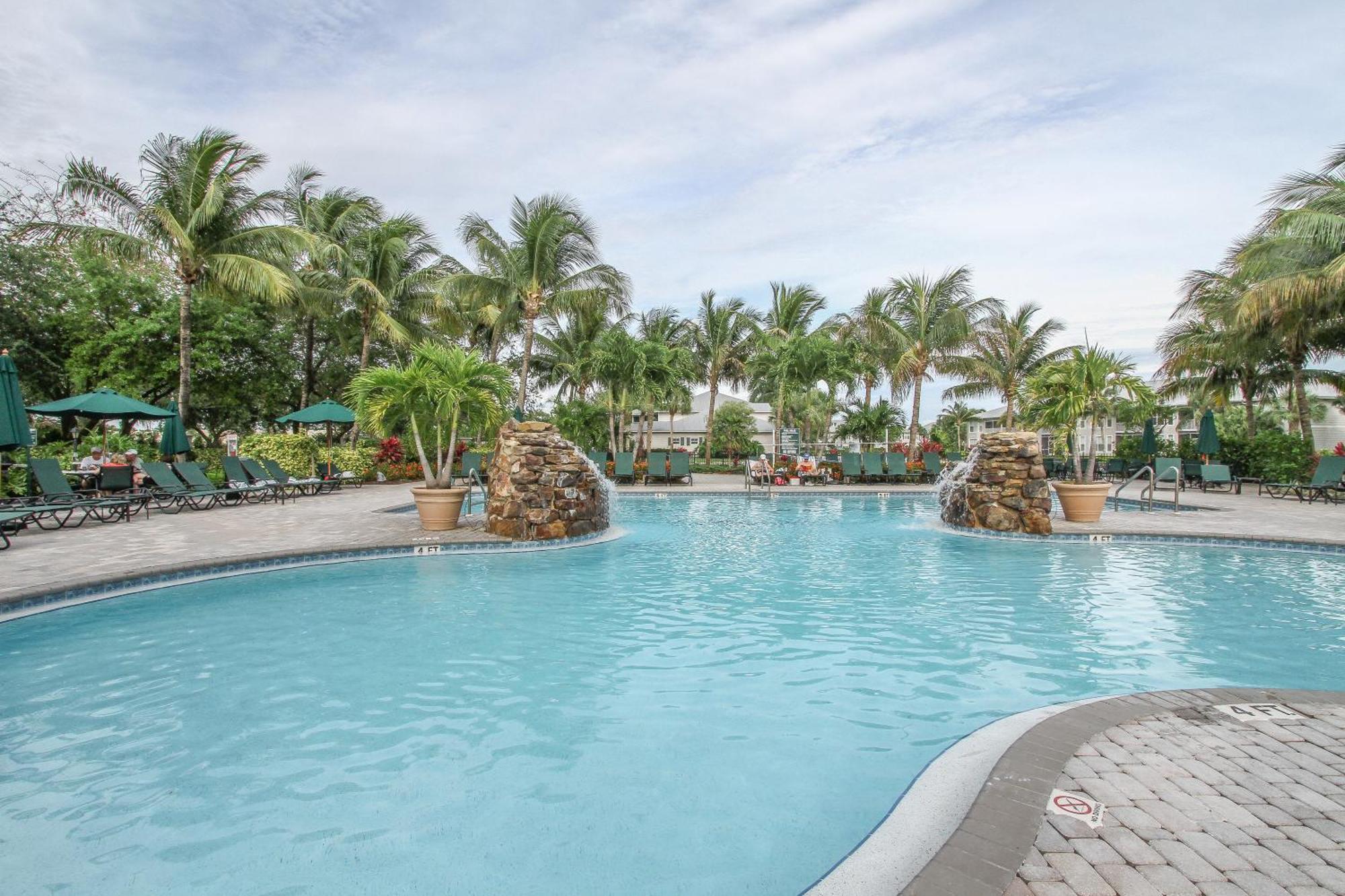 Greenlinks At Lely Luxury White Orchid Fully Renovated Modern 1St Floor 3Bdr Golf Resort Villa Naples Zewnętrze zdjęcie